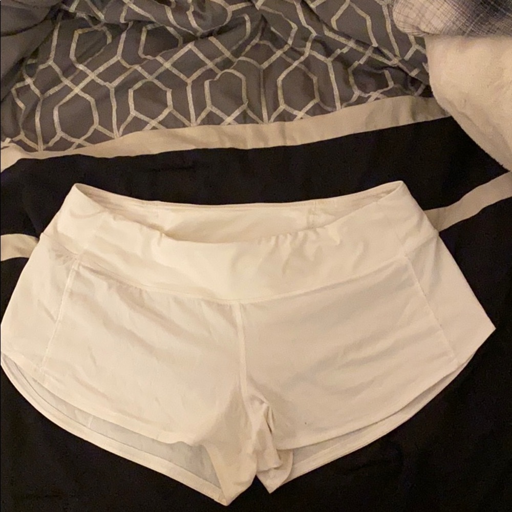 White lululemon shorts